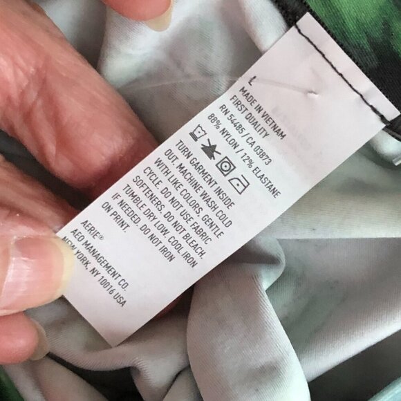 OFFLINE By Aerie Real Me High Waisted Crossover Leggings - NWT's - Picture 8 of 9